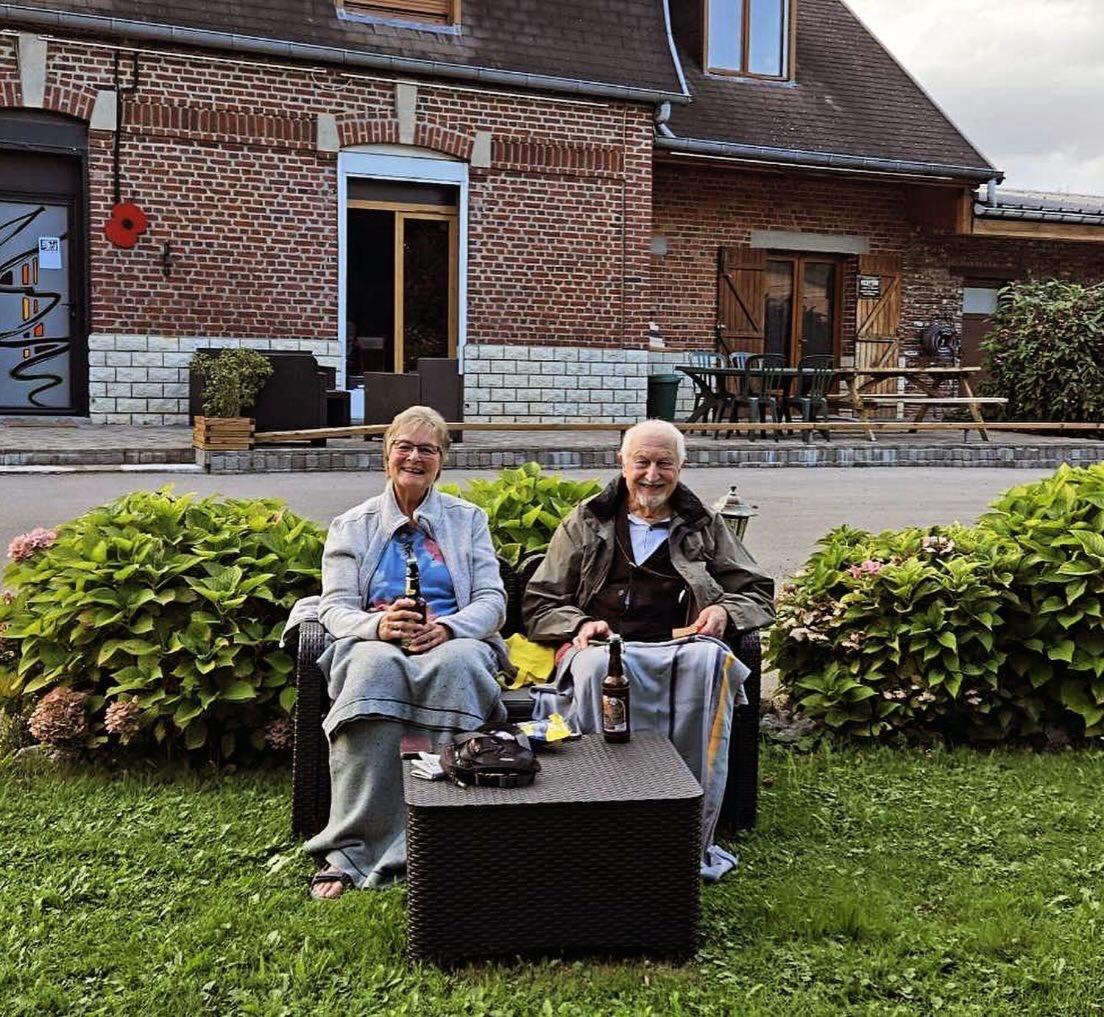 Le Clos Du Clocher Gueudecourt Eksteriør billede