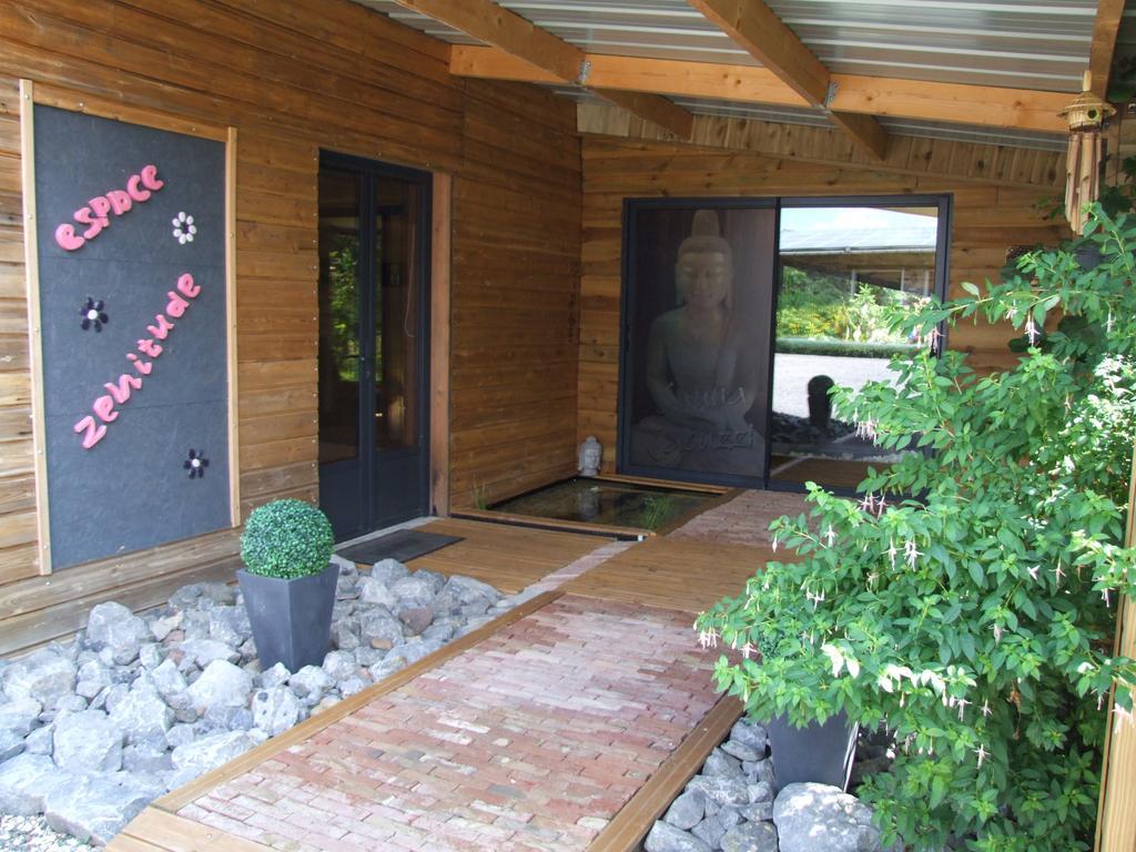 Le Clos Du Clocher Gueudecourt Eksteriør billede
